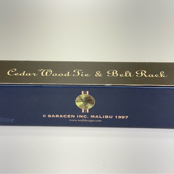 Vintage Cedar Saracen Inc. Tie and Belt Rack - Picture 8 of 10